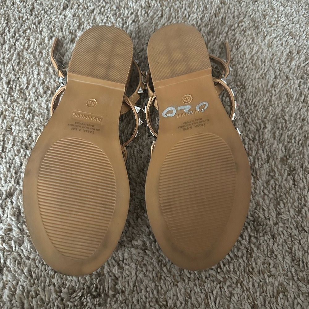 Sandals - Picture 6 of 6